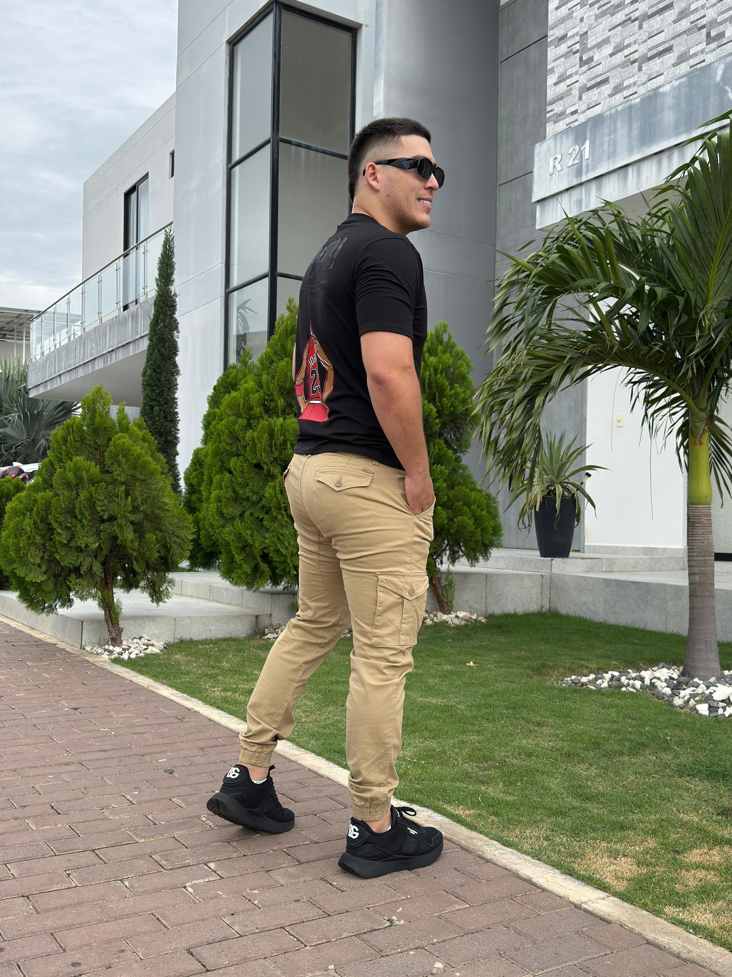 TIPO CARGO CABALLERO CAQUI REF: 7197015