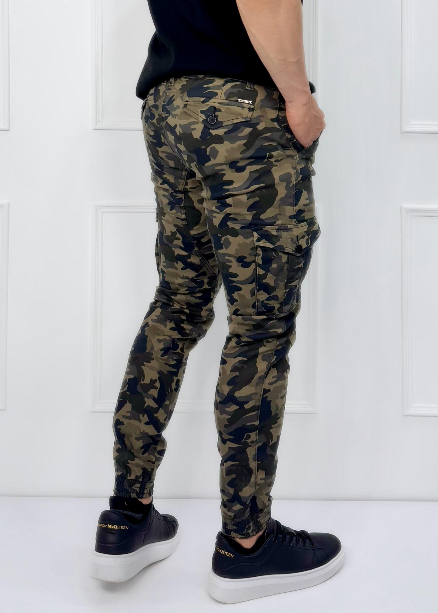 JOGGER CABALLERO MILITAR REF: 7197027